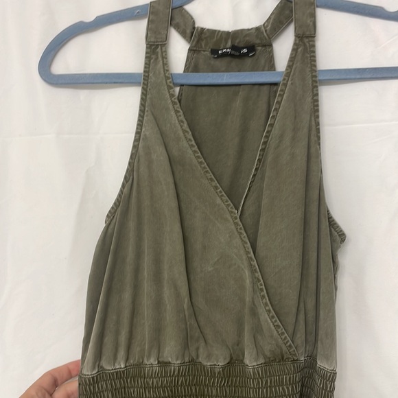 Express Silky Soft Twill Utility Romper *NWOT* - Picture 3 of 6